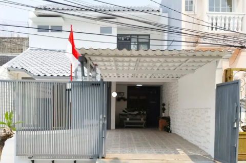 Dijual Rumah Estetik Modern di Kembang Agung - Puri Indah